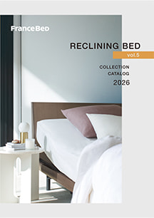 カタログ表紙：電動リクライニングベッドカタログ　RECLININGBED Collection 2025