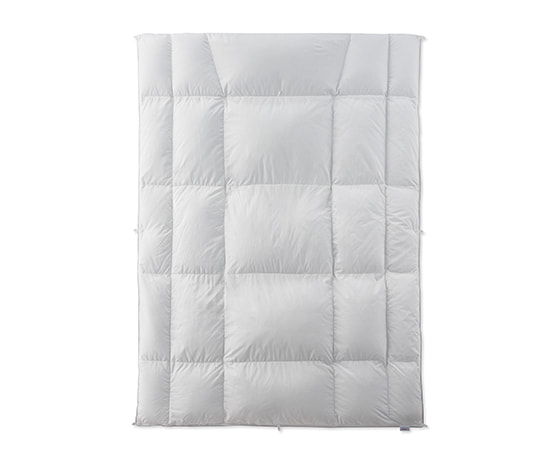 セミダブルベッドにもおすすめの羽毛布団 マスターセレクト レギュラー