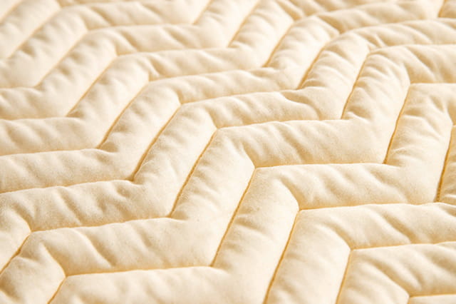 ベッドパッドのキルティング